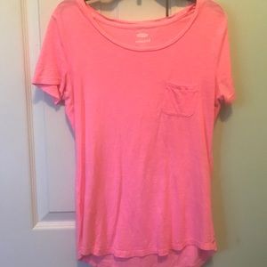 Old Navy bright pink t-shirt with pocket